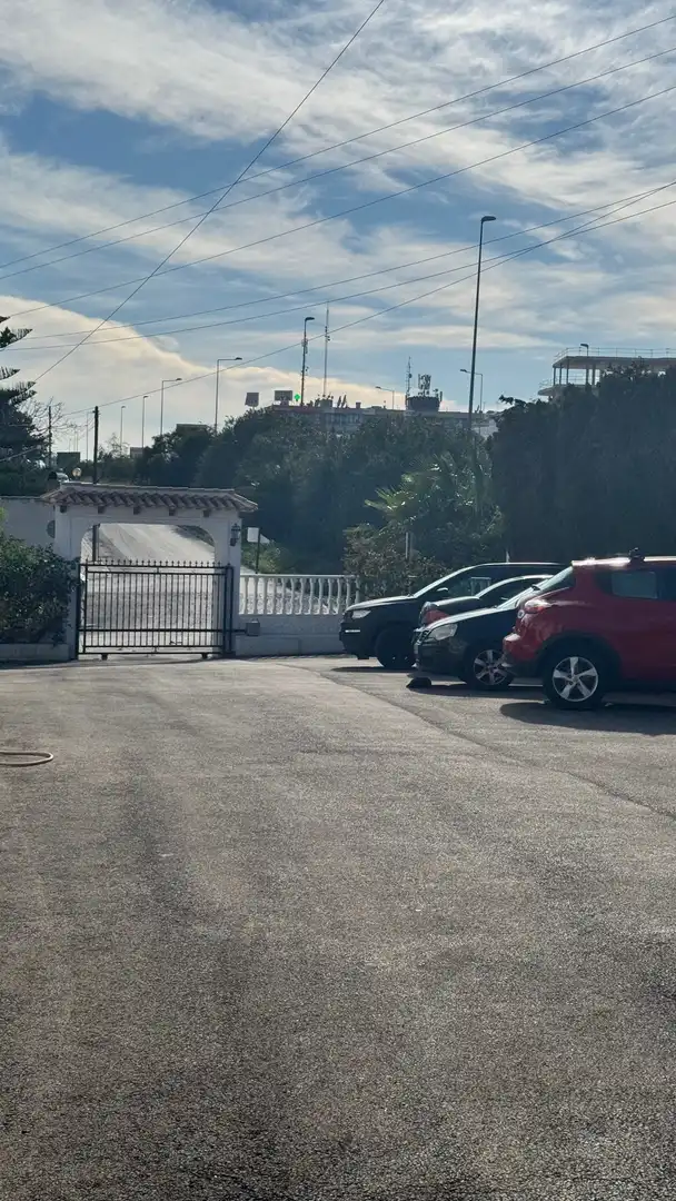 Aparcament de Casa adosada en venda en Orihuela amb Moblat