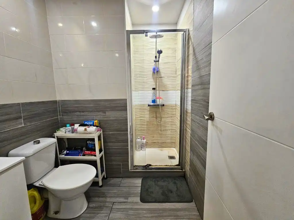 Bany de Pis en venda en L'Hospitalet de Llobregat