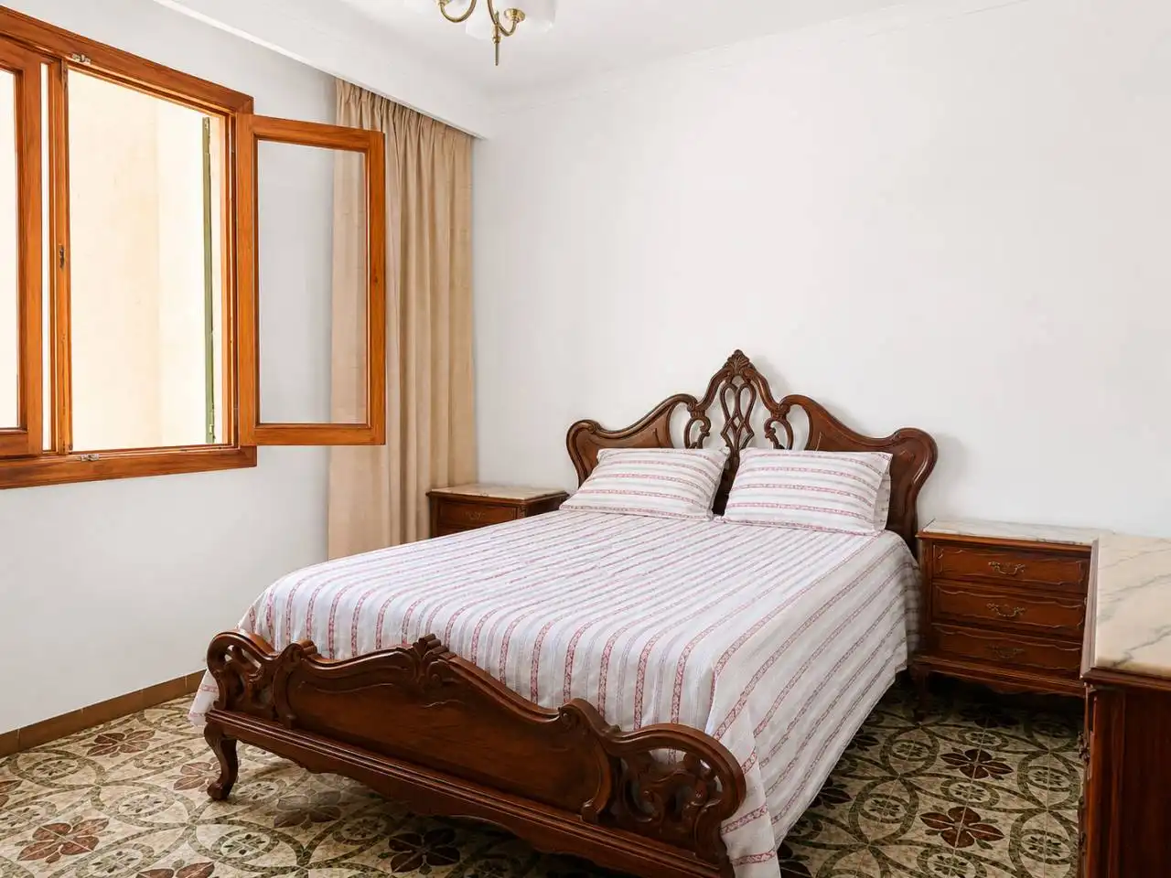 Habitación de Casa adosada en venta en Sa Pobla con Aire acondicionado, Jardín privado y Terraza