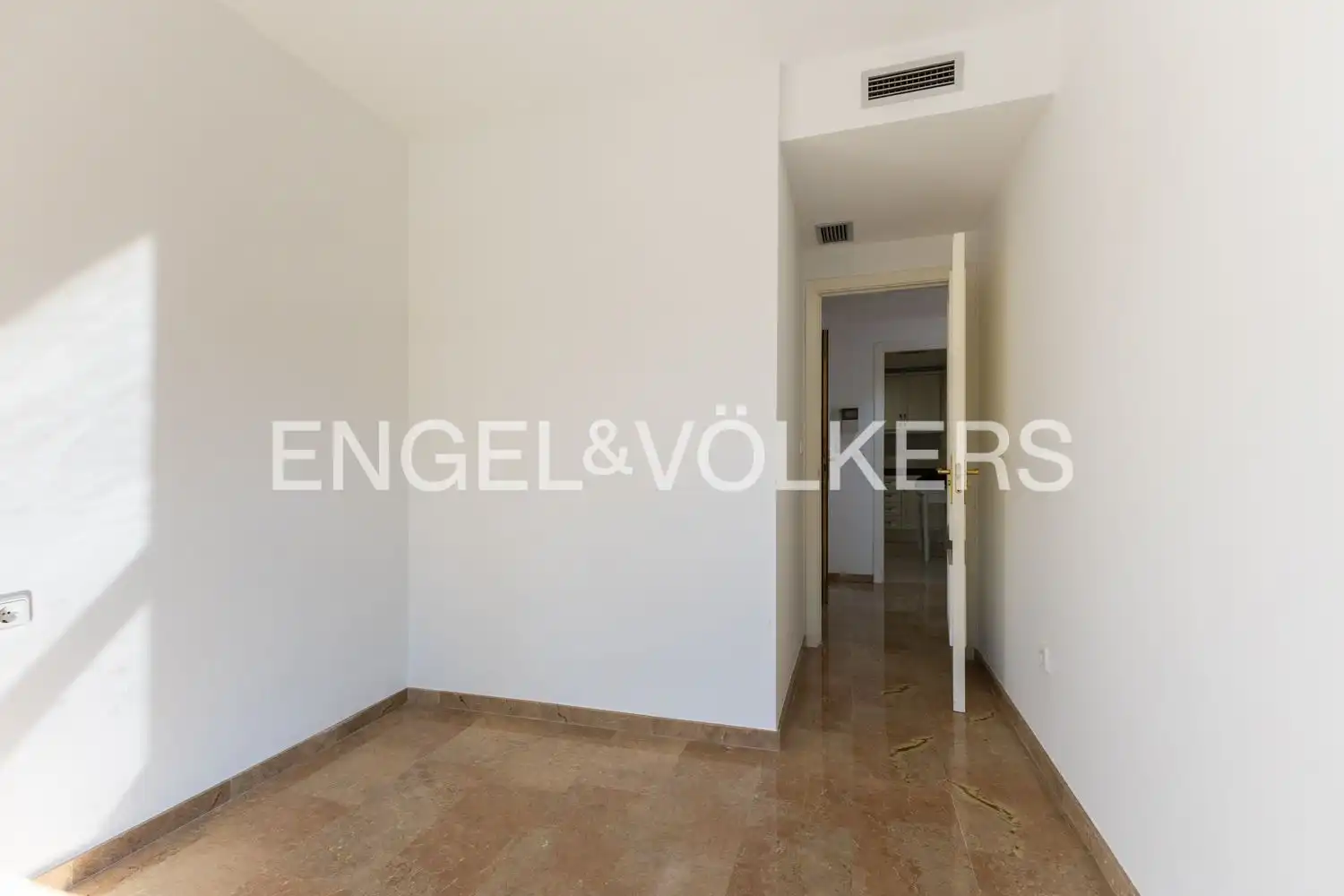 Piso de alquiler en Valencia con Aire acondicionado, Calefacción y Piscina