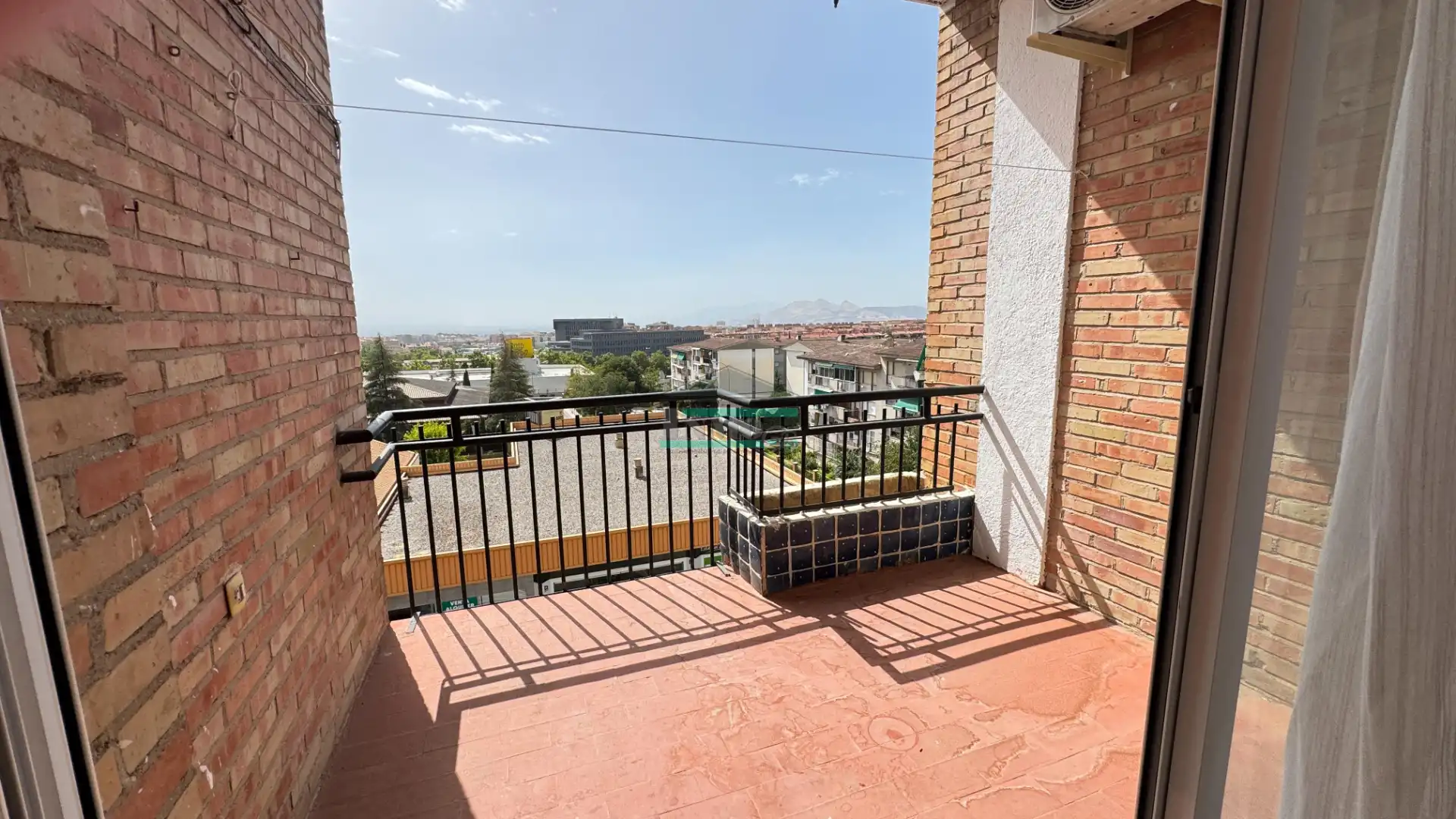 Balcony of Flat for rent in Granada  with Air Conditioner, Heating and Terrace
