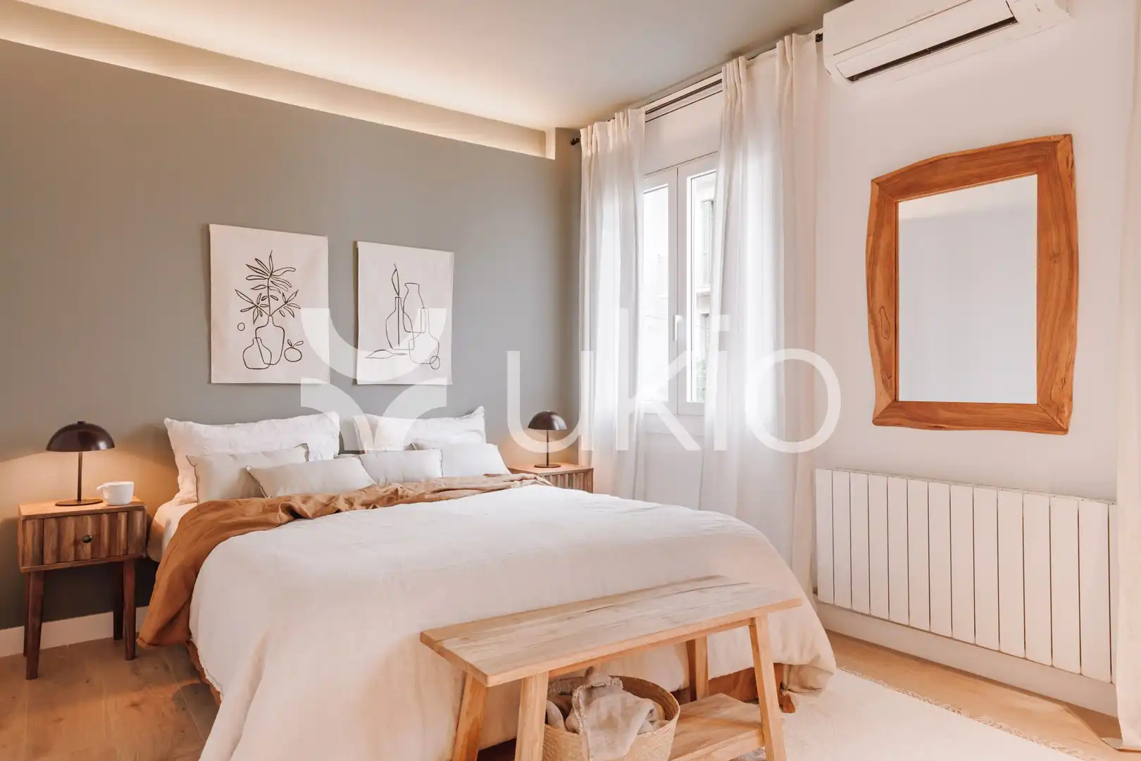 Bedroom of Apartments for rent in Barcelona  with Air Conditioner, Furnished and Oven