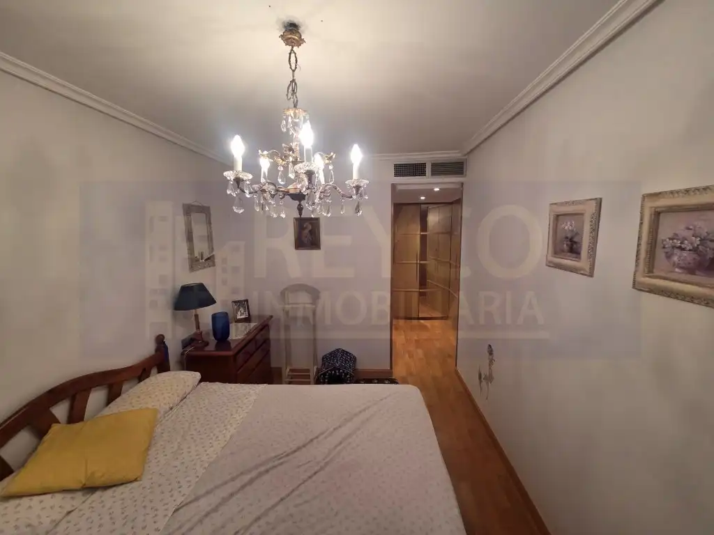 Habitación de Piso en venta en  Logroño con Piscina