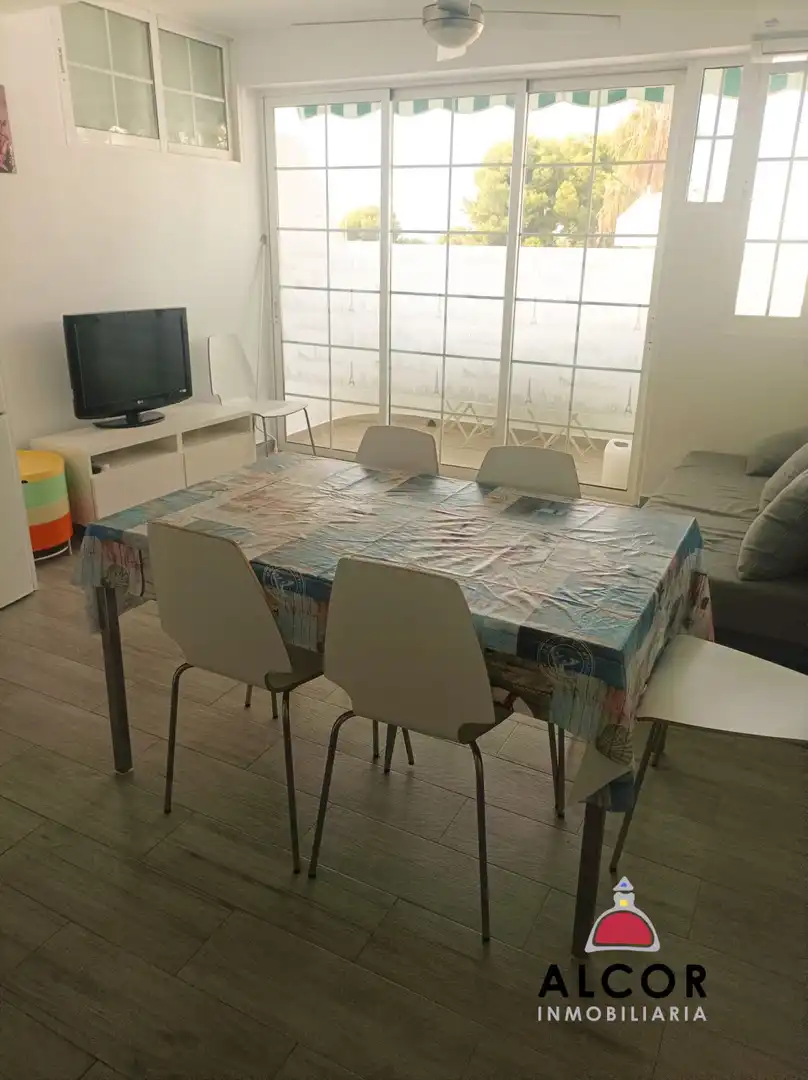 Comedor de Piso en venta en Alcalà de Xivert con Terraza, Amueblado y Balcón