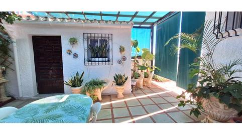 Foto 2 de Casa adosada en venda a Torre de Benagalbón, Málaga