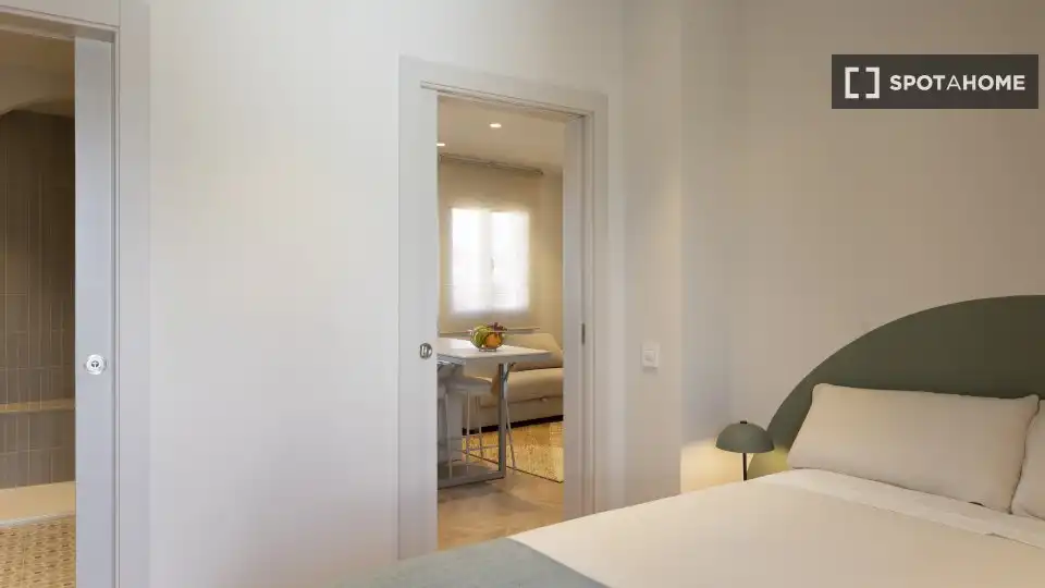 Bedroom of Apartments for share in San Cristóbal de la Laguna  with Air Conditioner, Terrace and Furnished