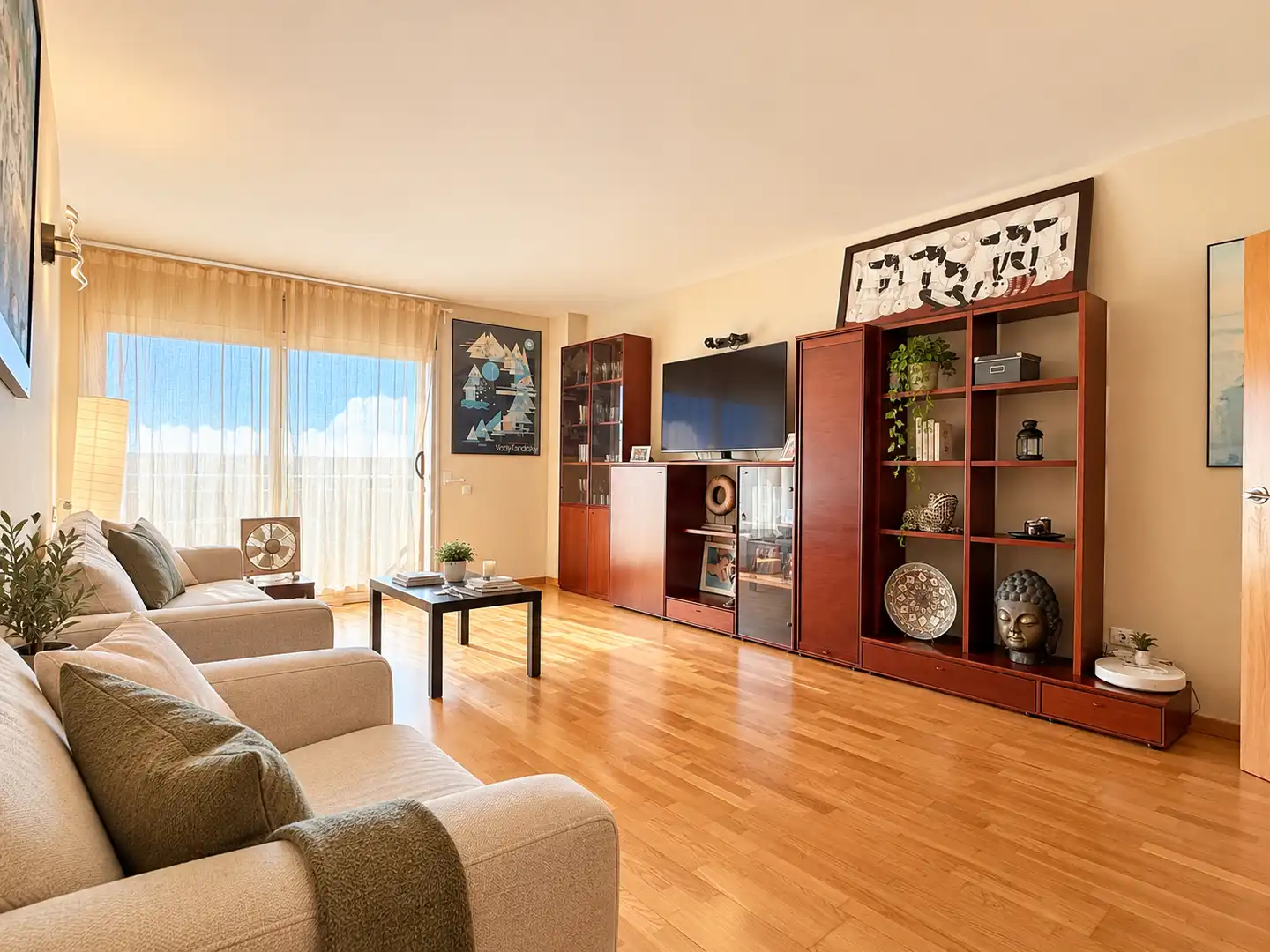 Sala d'estar de Pis en venda en Sant Adriá Nord