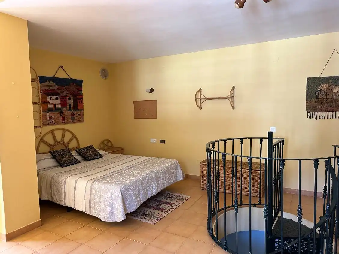 Dormitori de Dúplex en venda en Álora amb Aire condicionat, Terrassa i Piscina