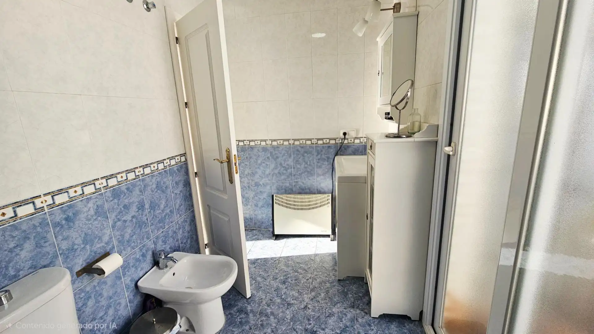 Bany de Casa adosada en venda en Benalmádena amb Aire condicionat, Jardí privat i Terrassa