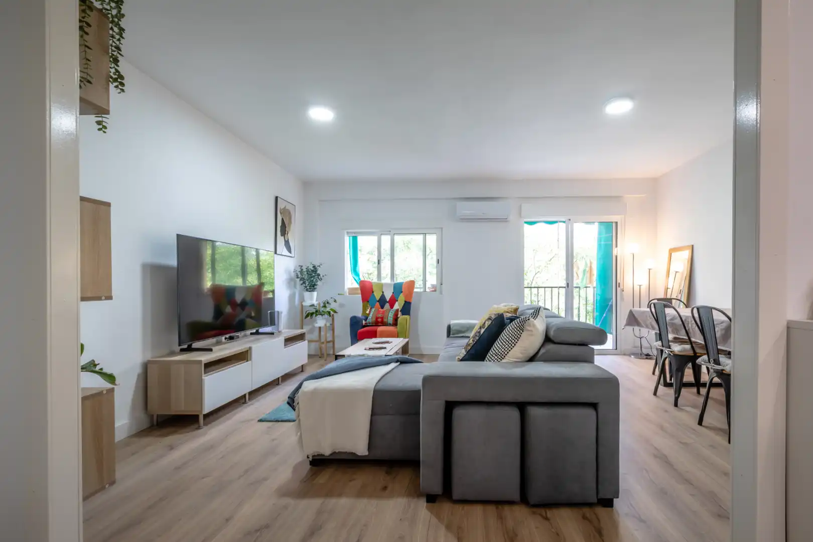 Wohnzimmer von Wohnungen zur Miete in Valencia mit Klimaanlage, Heizung und Parkett
