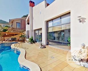 Exterior view of House or chalet for sale in Argentona  with Heating, Private garden and Terrace