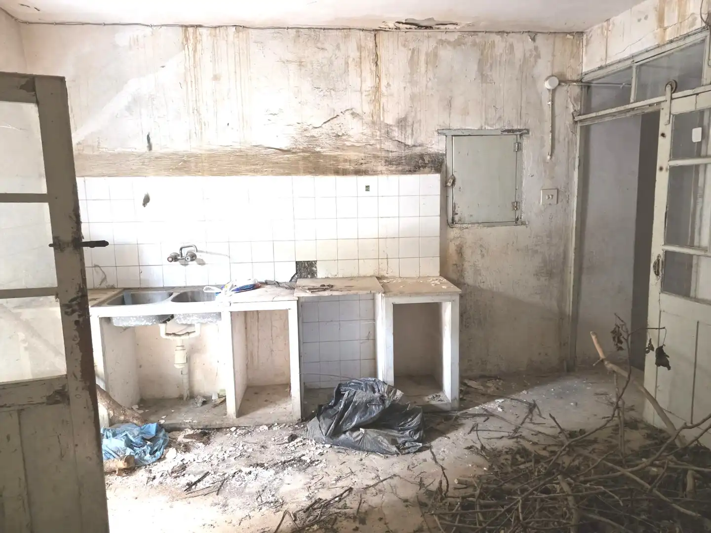 Kitchen of Country homes for sale in Pueyo de Santa Cruz  with Terrace and Storage room