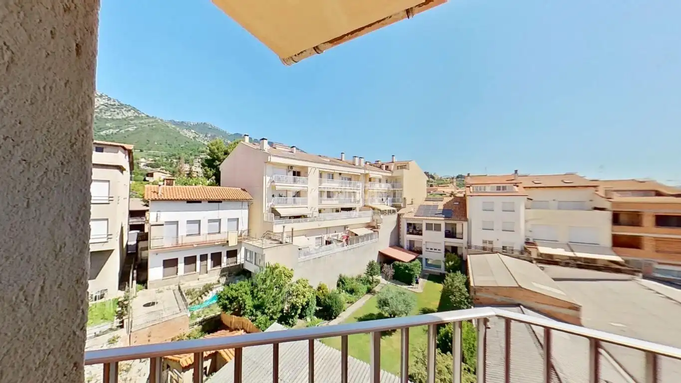 Vista exterior de Piso en venta en Berga con Balcón