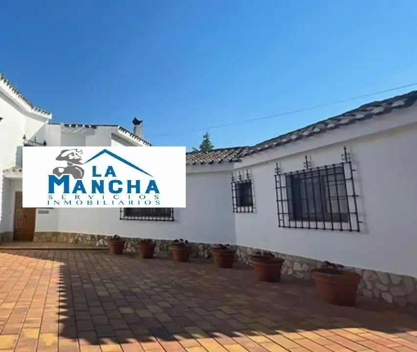 Casa rústica amb piscina en venda a Calle GARDENIA, imagen 14