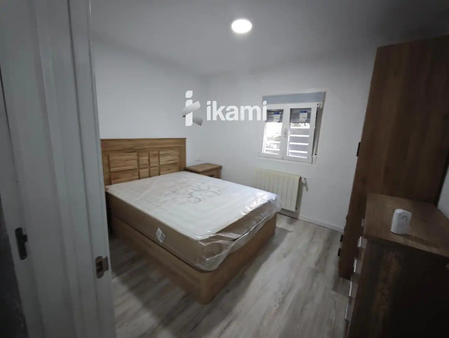 Habitación de Piso en venta en Madrid con Calefacción, Jardín privado y Amueblado