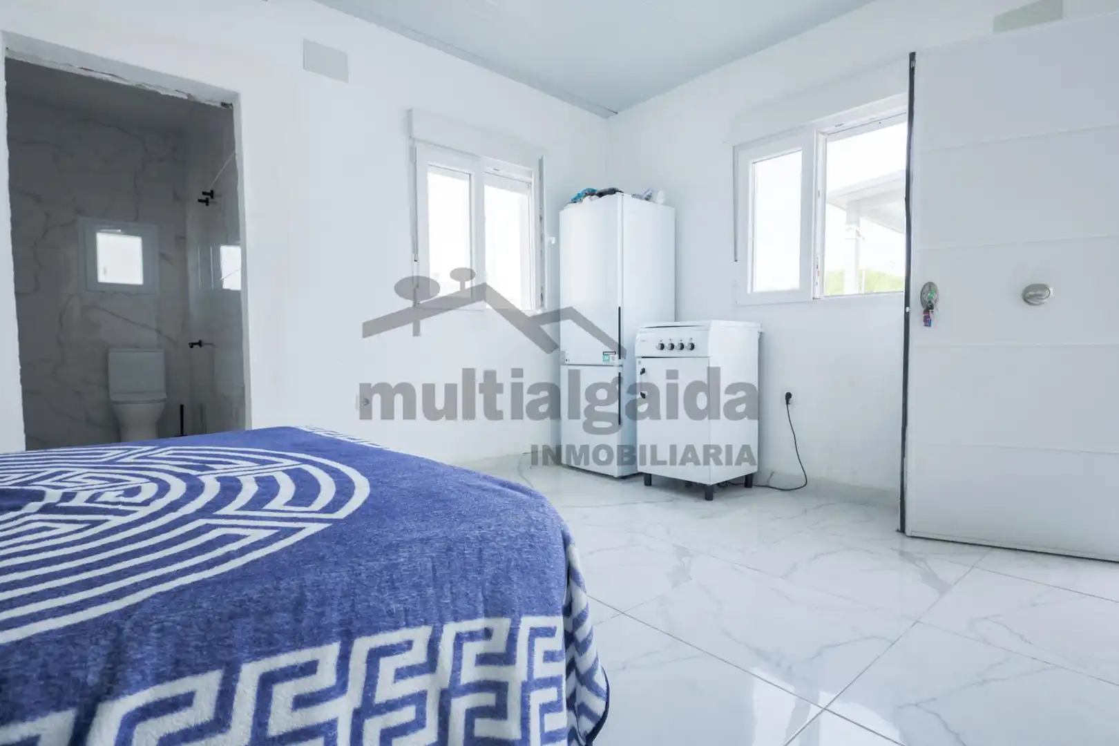 Bedroom of Country homes for sale in Sanlúcar de Barrameda  with Swimming Pool
