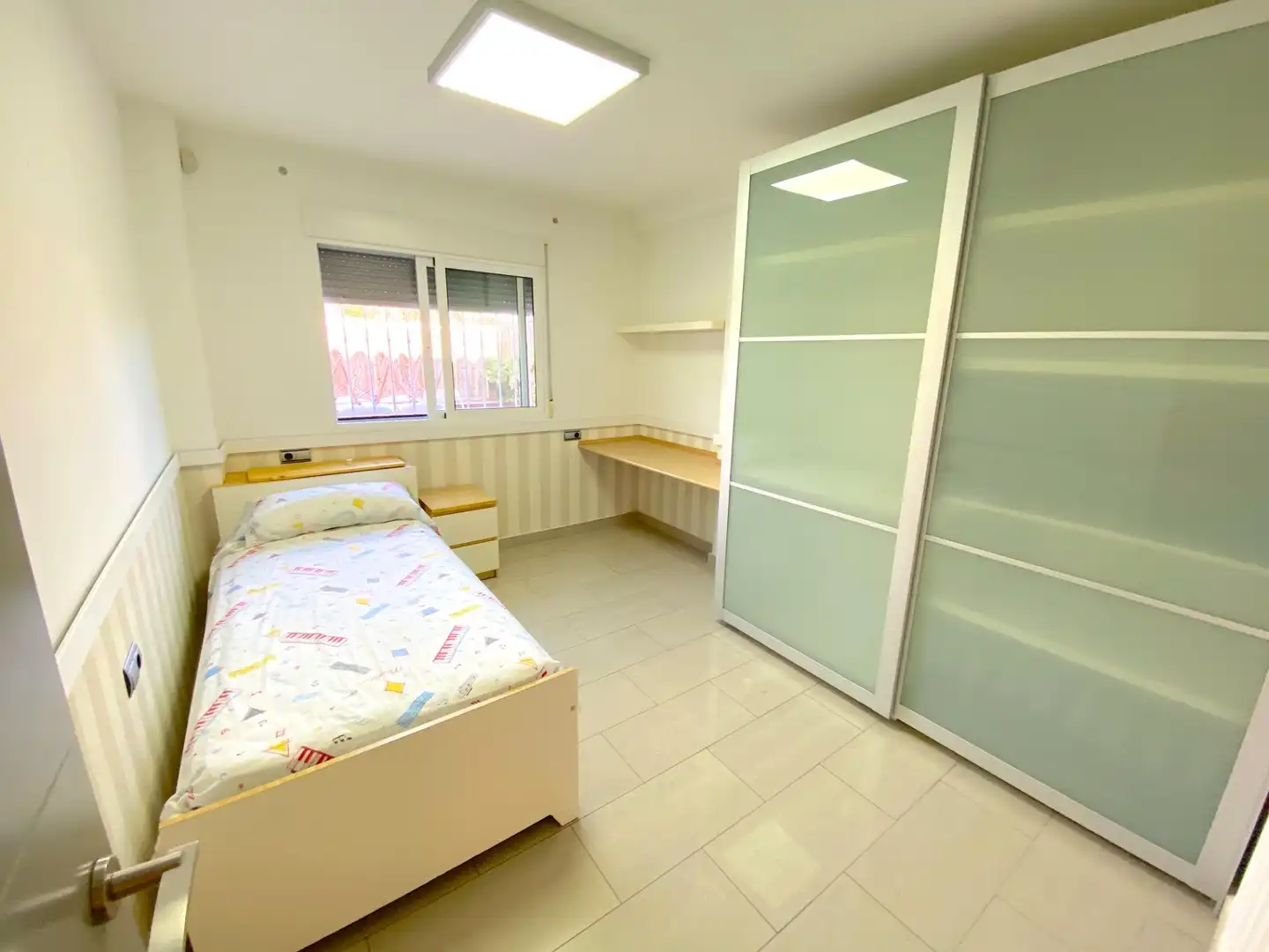 Habitación de Casa adosada en venta en Mazarrón con Piscina comunitaria