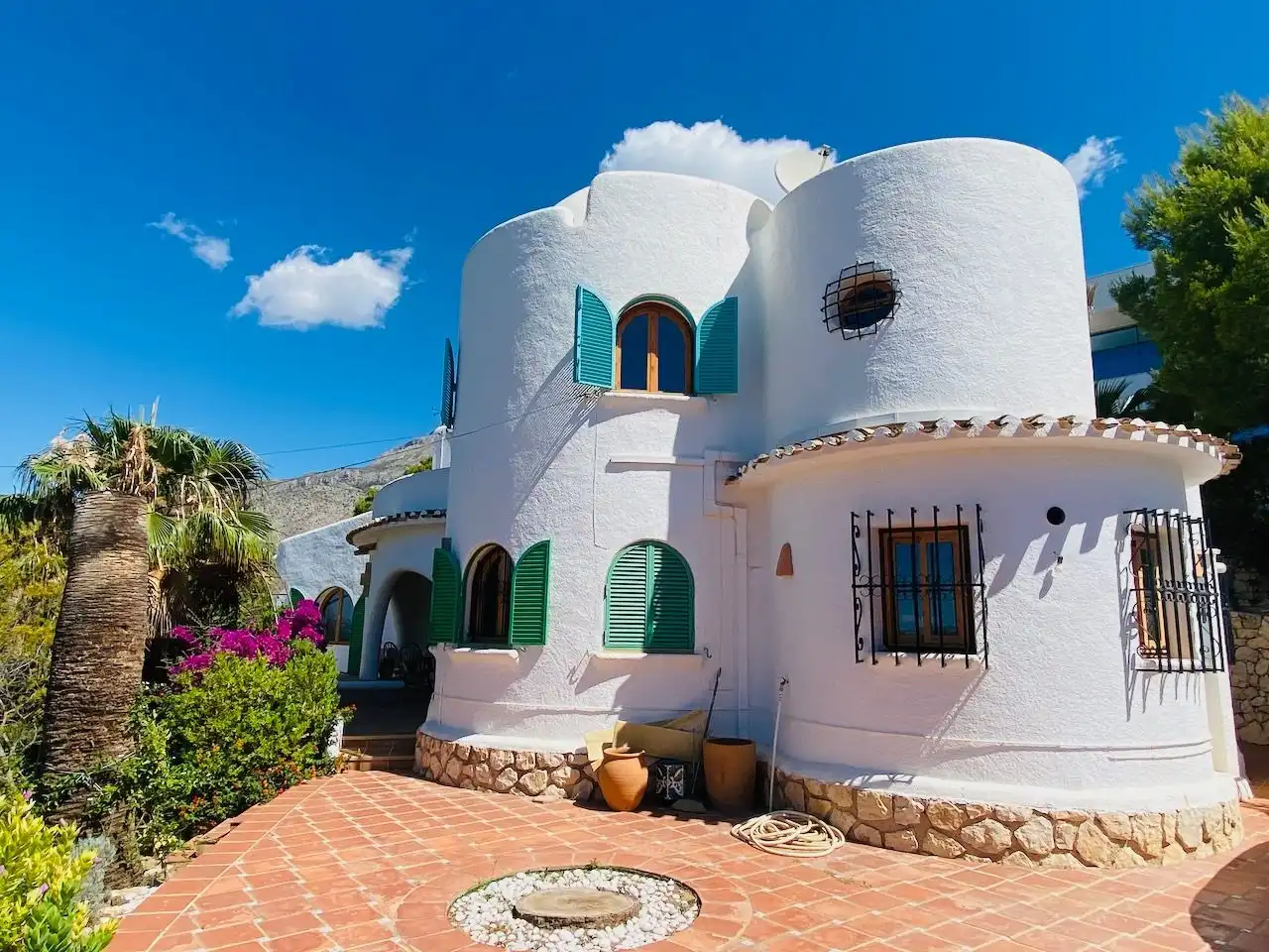 Vista exterior de Casa o xalet en venda en Altea amb Calefacció, Jardí privat i Terrassa