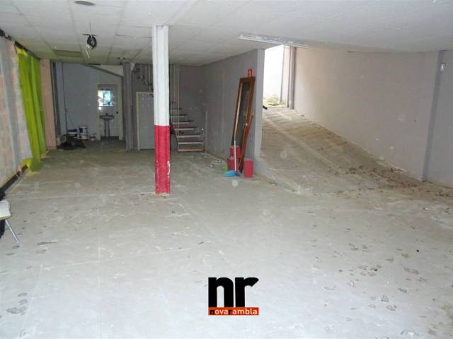 Local comercial en Alquiler en Zona Industrial