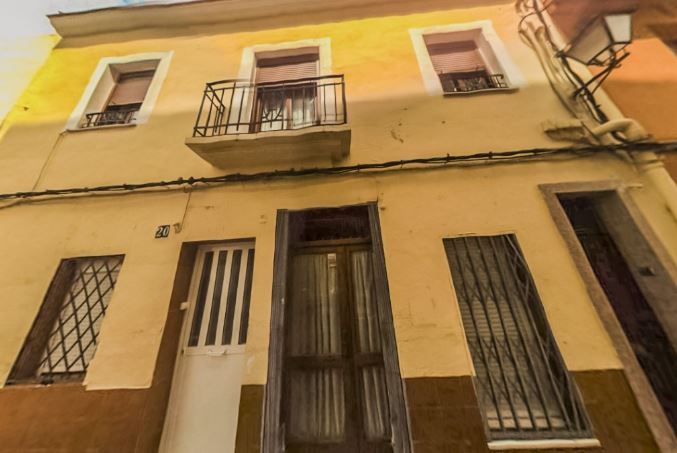 Flat for sale in LIRIA, Centro - El Castillo