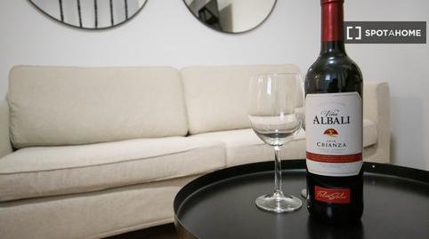 Foto 3 de Piso de alquiler en Pradolongo, Madrid