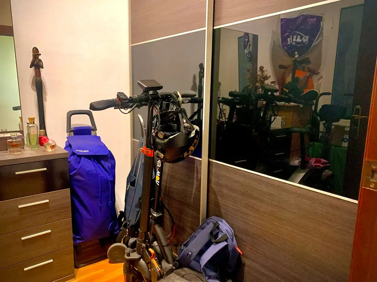Wohnung zum Verkauf in Barcelona mit Klimaanlage, Heizung und Parkett