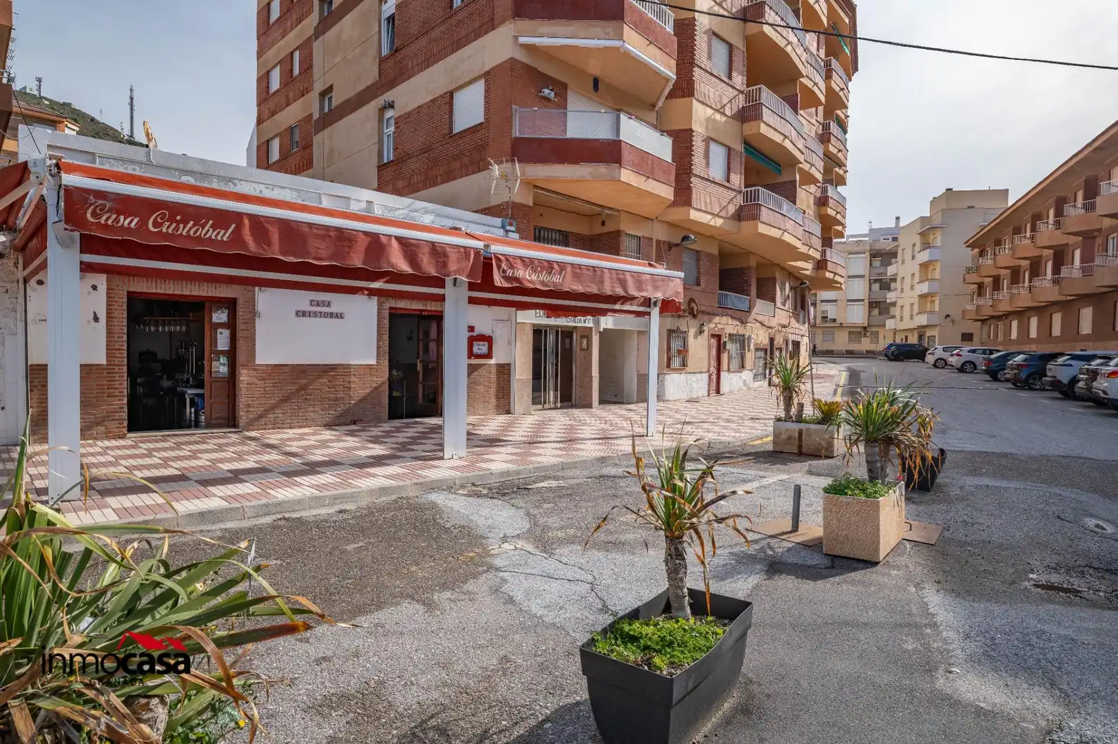 Vista exterior de Local en venda en Torrenueva Costa amb Aire condicionat i Moblat