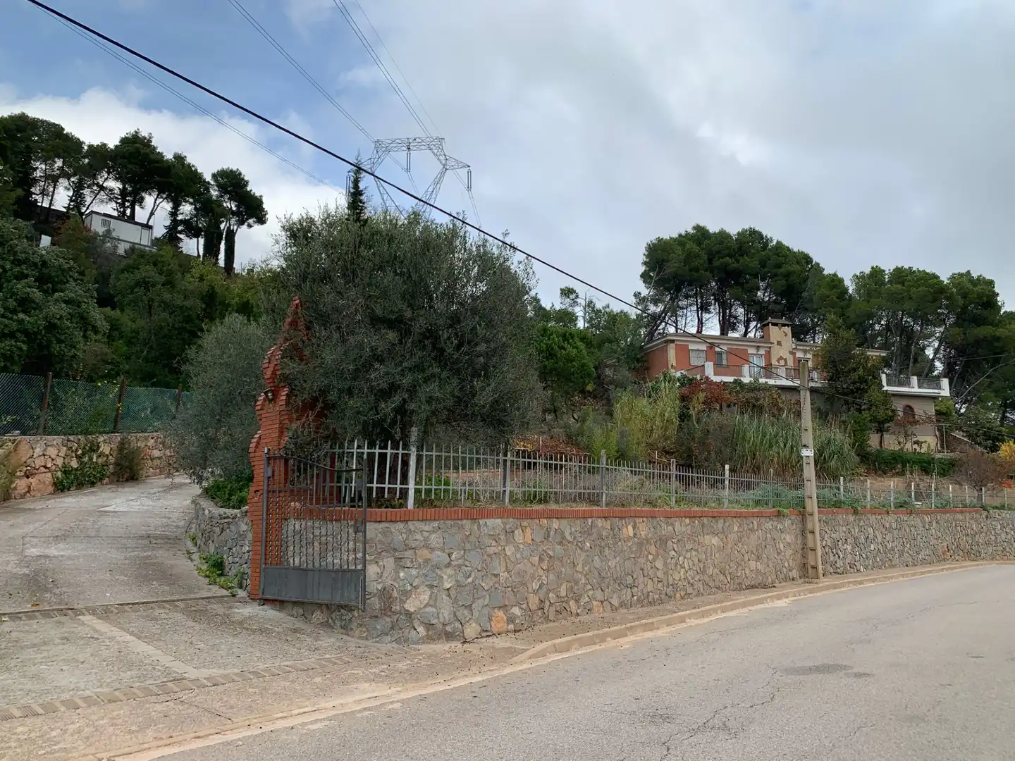 Villa con giardino in vendita a Cervelló, imagen 2