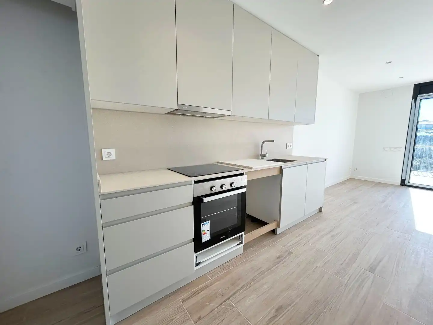 Kitchen of Flat for sale in L'Esquirol  with Heating, Private garden and Terrace