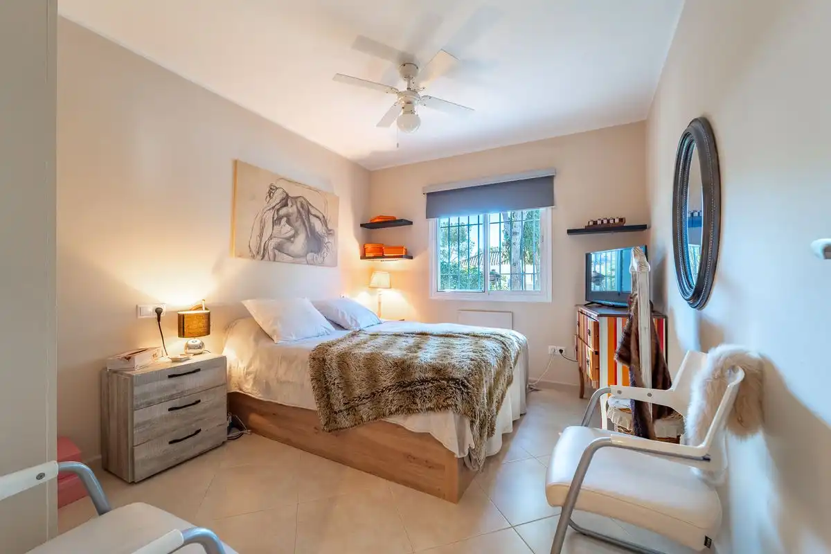 Dormitori de Casa o xalet en venda en Marbella amb Aire condicionat, Calefacció i Jardí privat
