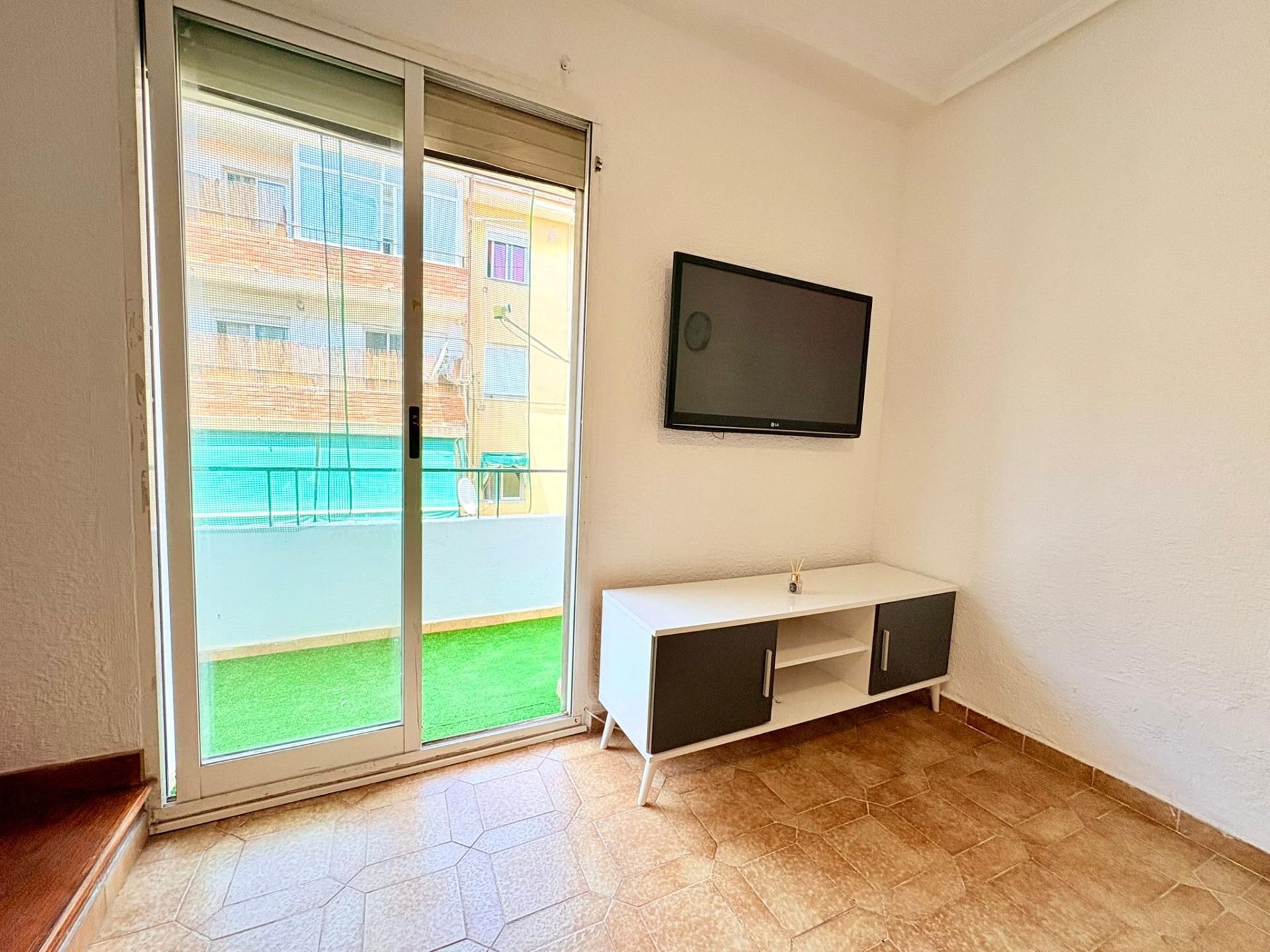 Vista exterior de Dúplex en venda en Alicante / Alacant amb Balcó