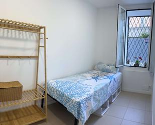Bedroom of Flat to share in  Barcelona Capital  with Air Conditioner, Heating and Terrace