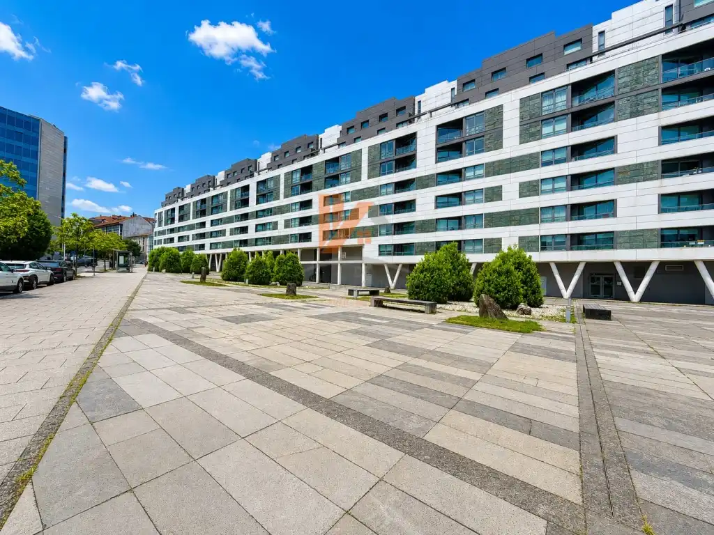 Vista exterior de Piso en venta en Santiago de Compostela  con Calefacción, Horno y Balcón