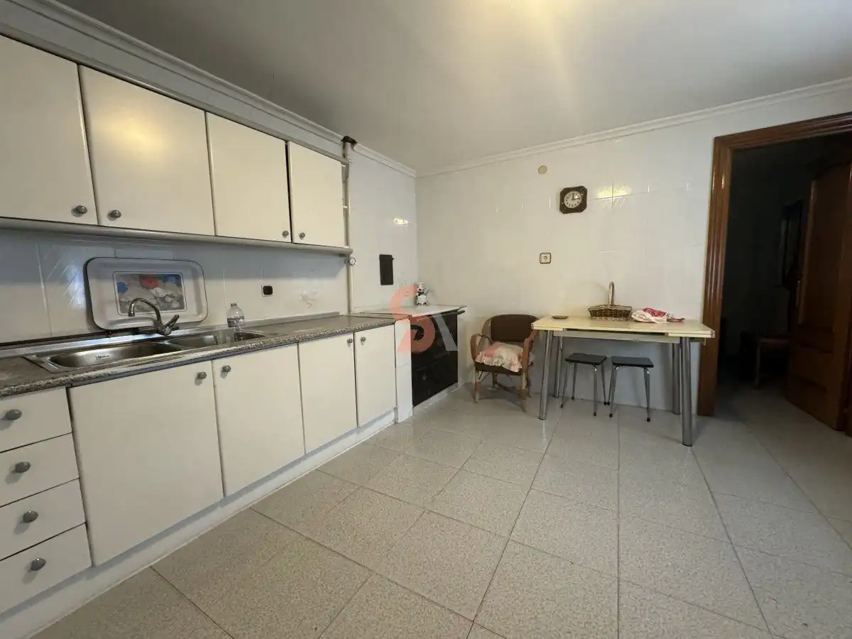Cuina de Casa o xalet en venda en Renedo de Esgueva amb Calefacció