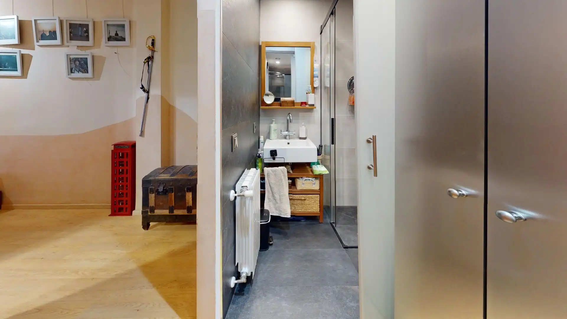 Bany de Pis en venda en Girona amb Aire condicionat, Calefacció i Terrassa