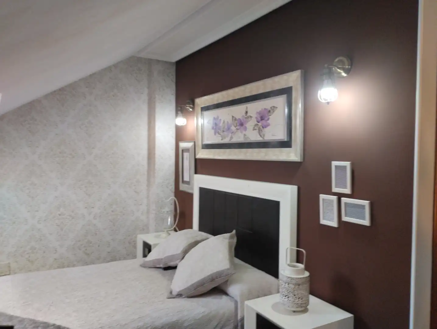 Casa aparellada amb terrassa en venda a Barrio Villasomera 3, imagen 18