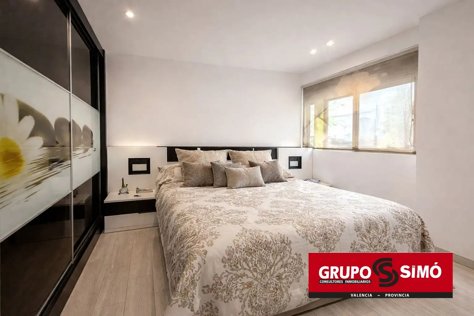 Habitación de Piso en venta en Valencia con Aire acondicionado, Amueblado y Horno