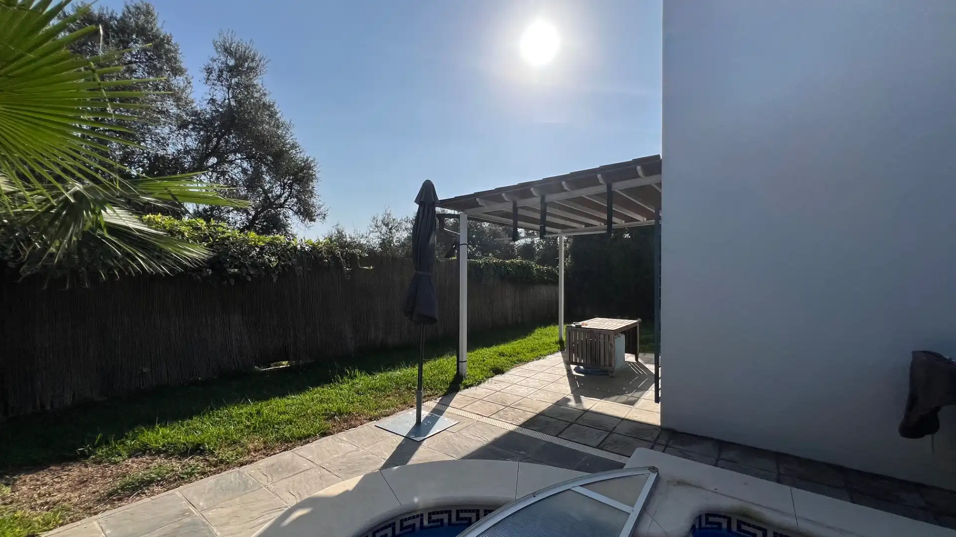 Terrassa de Casa o xalet en venda en Espartinas amb Aire condicionat, Calefacció i Jardí privat