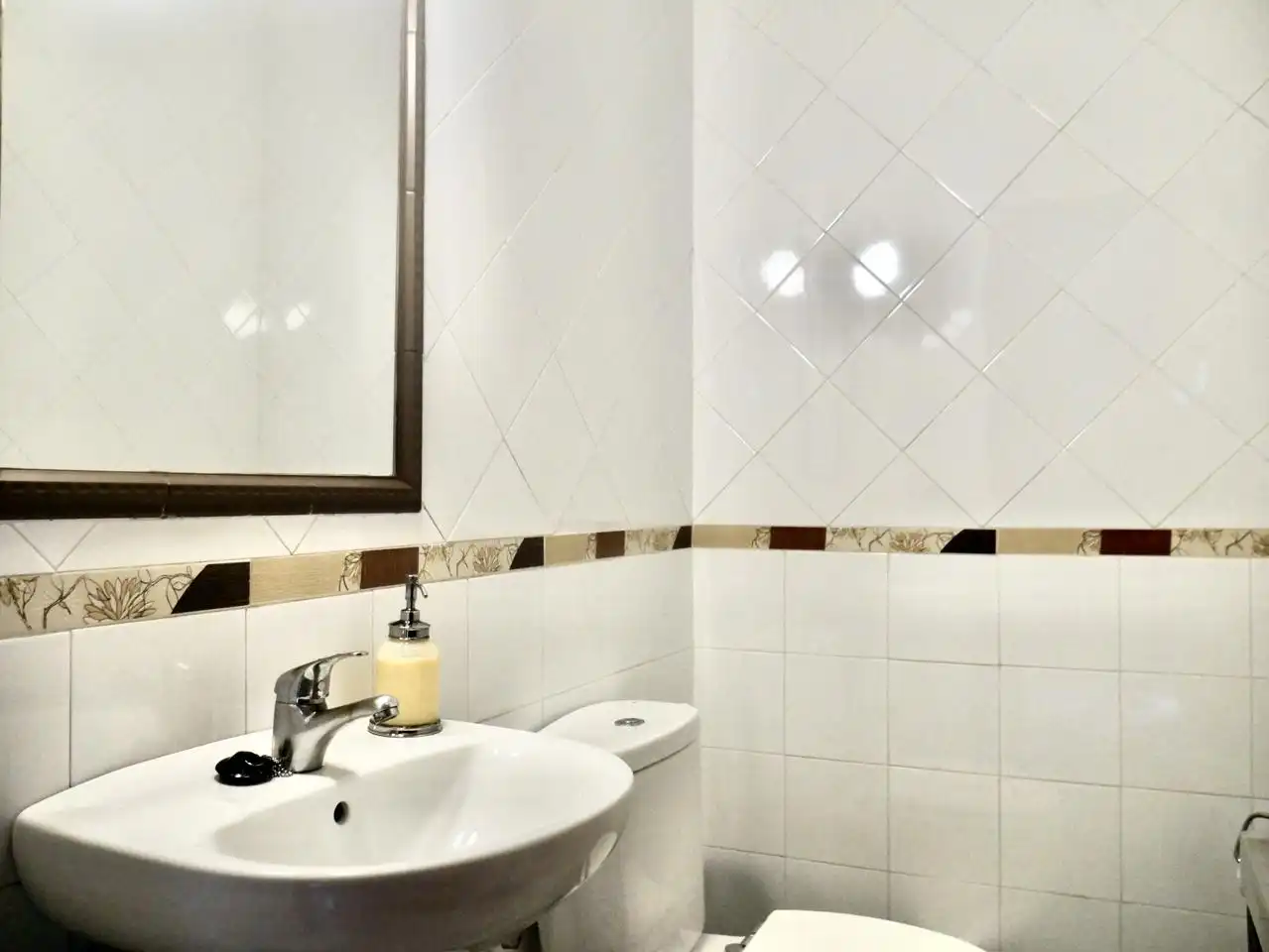 Baño de Casa adosada en venta en Sevilla con Aire acondicionado, Calefacción y Parquet
