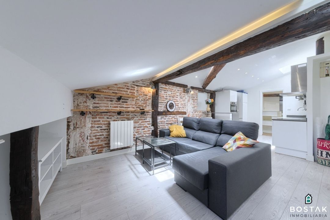Living room of Flat for sale in Bilbao   with Heating