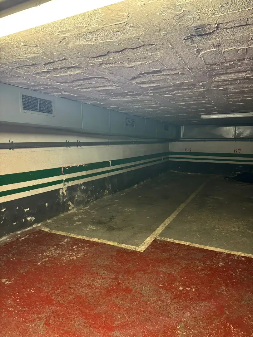 Aparcament amb ascensor en venda a Via Augusta, imagen 9