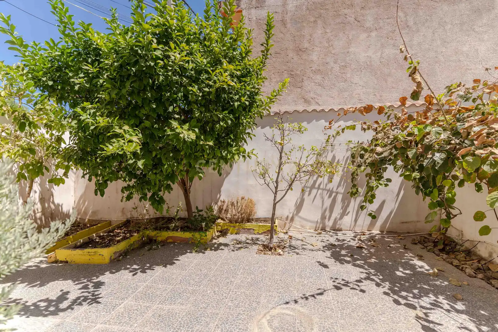 Jardín de Casa adosada en venta en La Zubia con Aire acondicionado