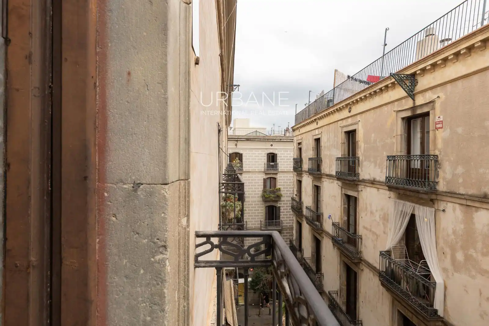 Flat for sale in Palau, Barri Gòtic