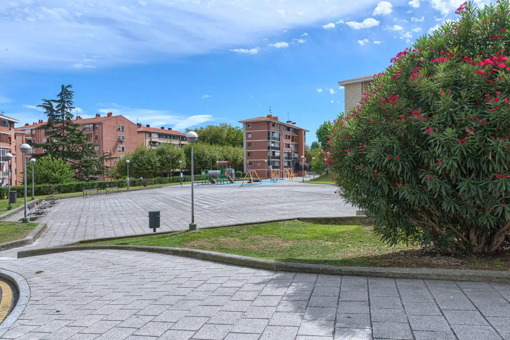 Vista exterior de Apartamento de alquiler en Barakaldo  con Calefacción, Amueblado y Lavadora