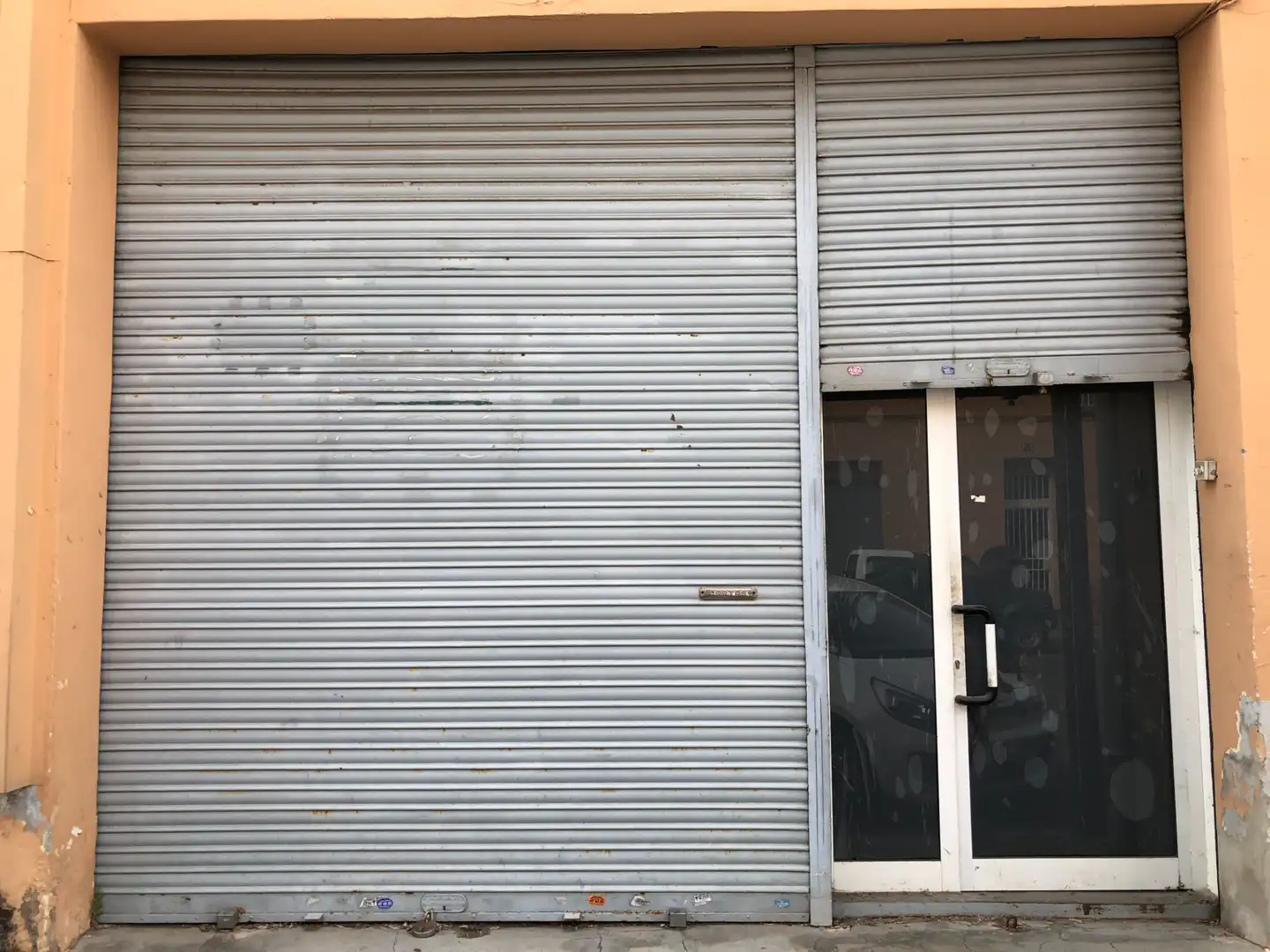 Commercial properties for rent in Badalona  with Alarm