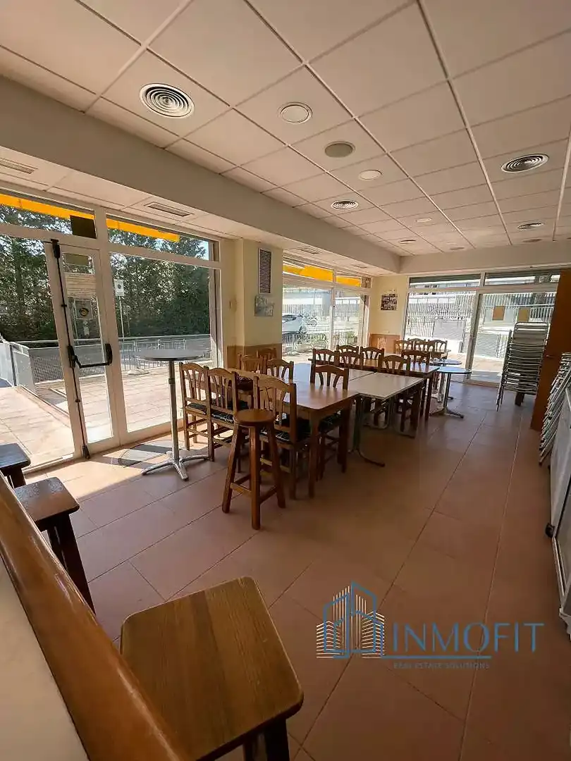 Local comercial en venta en El Molí-El Rieral, imagen 3
