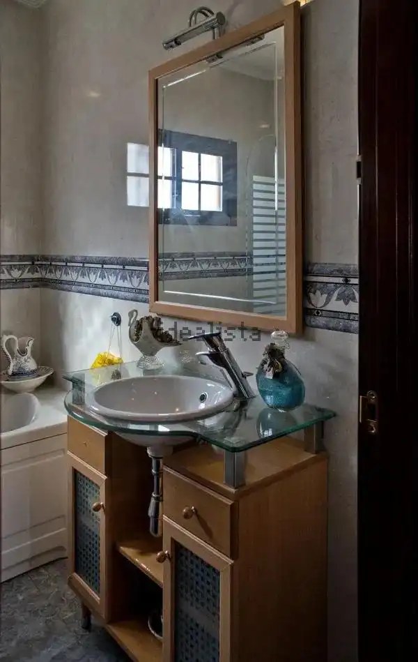 Bany de Casa adosada en venda en Dos Hermanas