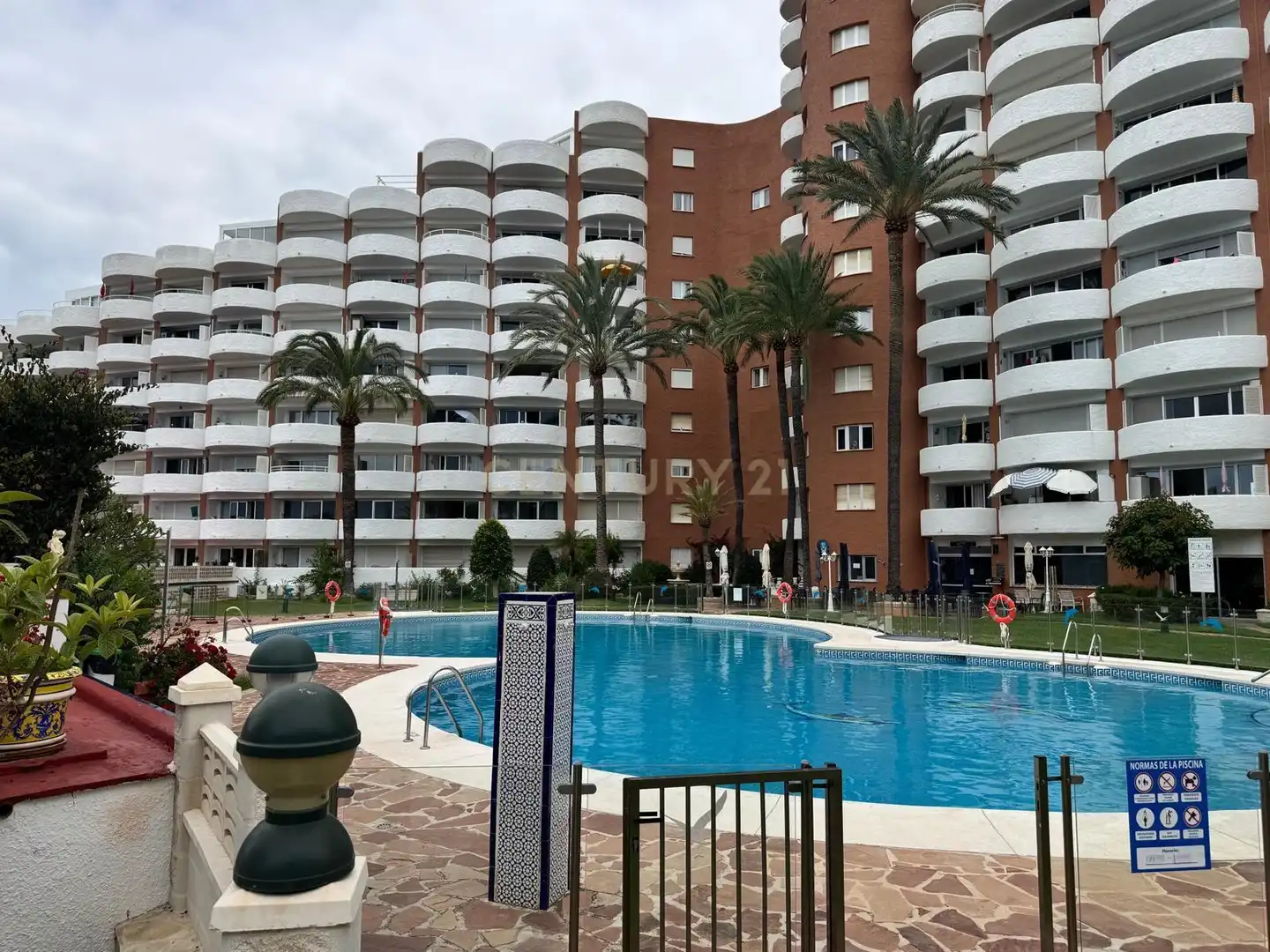 Study for sale in Marbesa