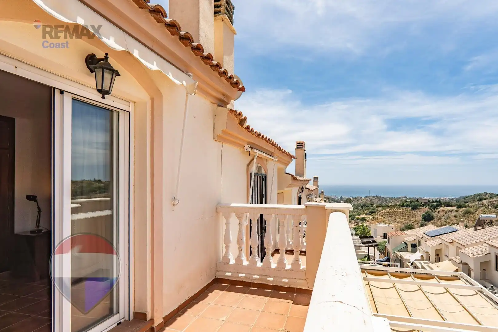 Terrasse von Einfamilien-Reihenhaus zum Verkauf in Rincón de la Victoria mit Klimaanlage, Terrasse und Abstellraum