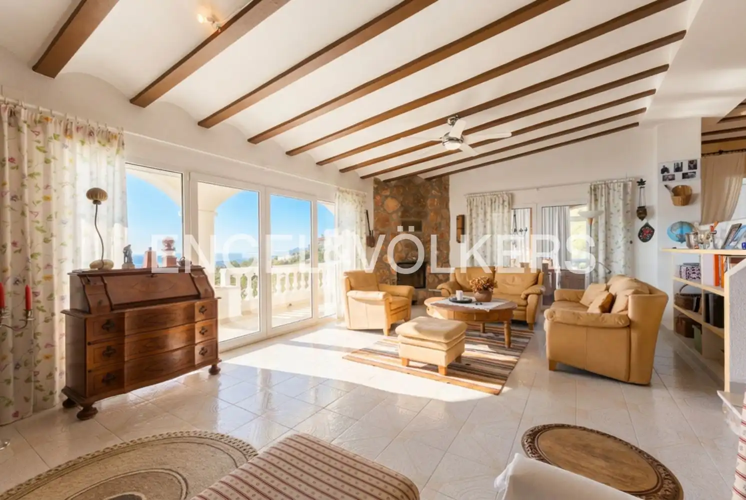 Sala de estar de Casa o chalet en venta en Alcalà de Xivert con Calefacción, Jardín privado y Terraza